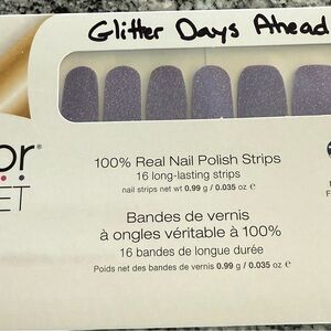 Color Street Glitter Days Ahead Press-On Nails - Sparkling Lavender
